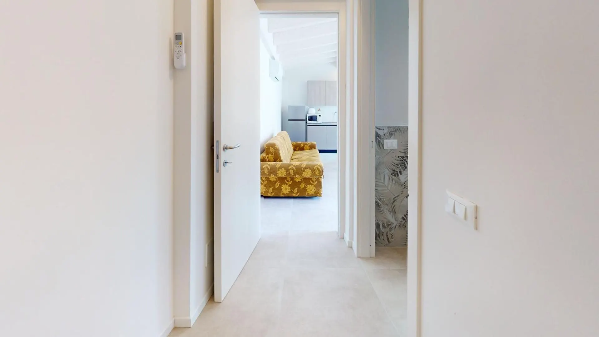 Michelle Mazzolari Apartment By Bookinggardalake Rivoltella del Garda